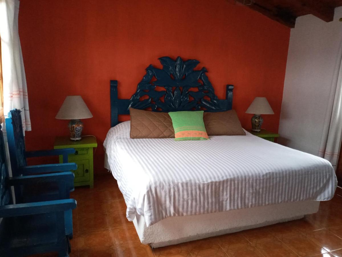 Las Margaritas Hotel Posada Тапальпа Экстерьер фото
