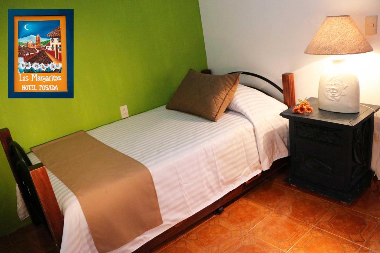 Las Margaritas Hotel Posada Тапальпа Экстерьер фото